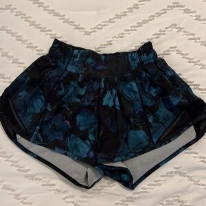Lululemon Hotty Hot Shorts